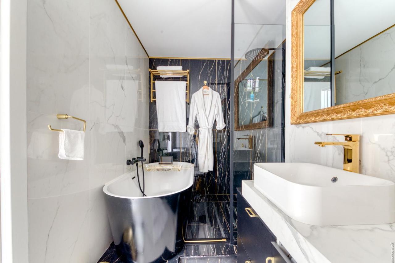 Luxury Maubourg - Vue Mer - Croisette 50M Plage - Clim - Terrasse Cannes Eksteriør bilde
